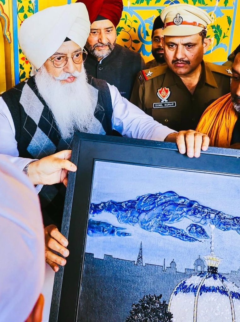 Sikh Delegation Presenting Dargah Art