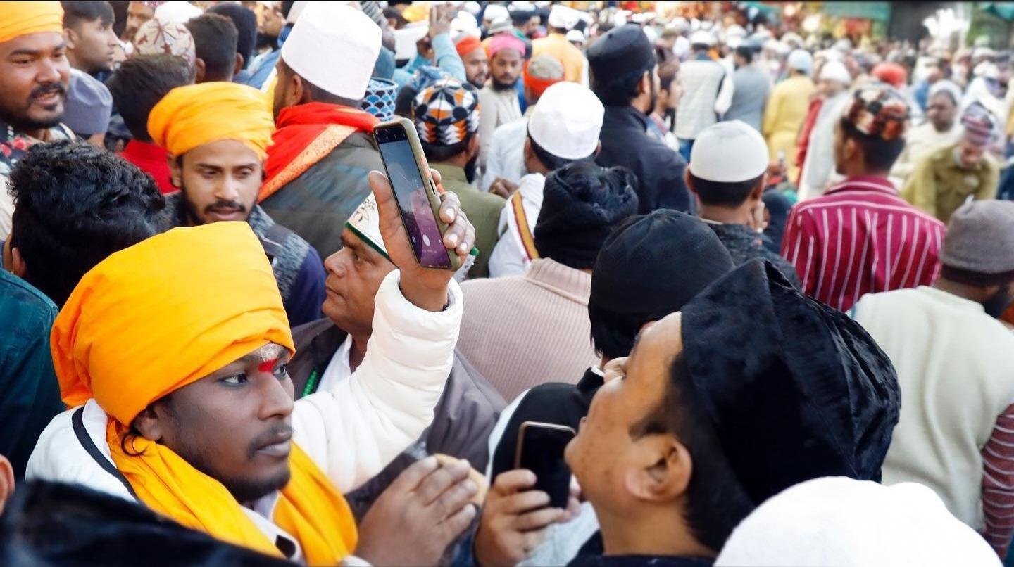 Devotional Gathering at Ajmer Dargah